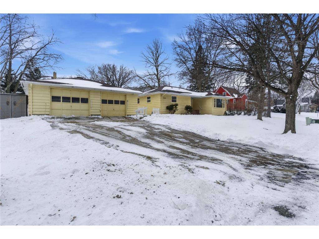 1509 Monongalia Avenue SW Willmar MN 56201 7037686 image1