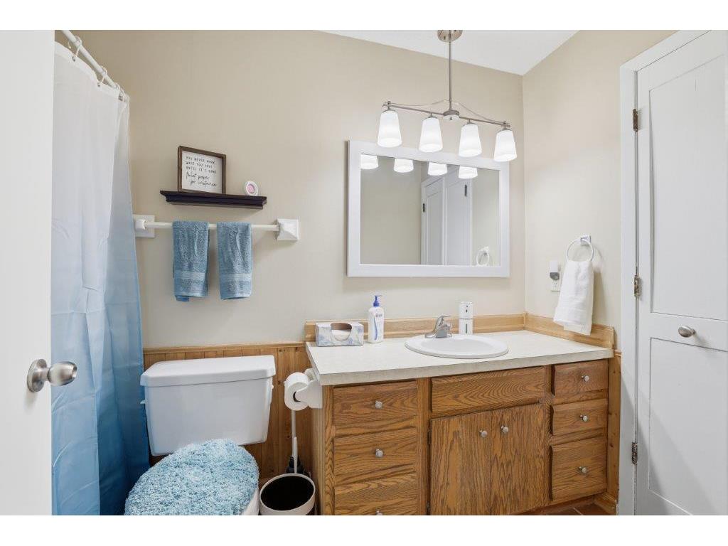 1509 W 140th Street Burnsville MN 55337 7044972 image16