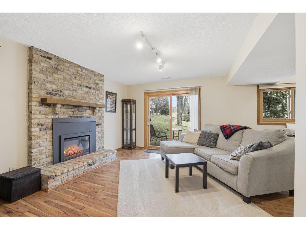 1509 W 140th Street Burnsville MN 55337 7044972 image20