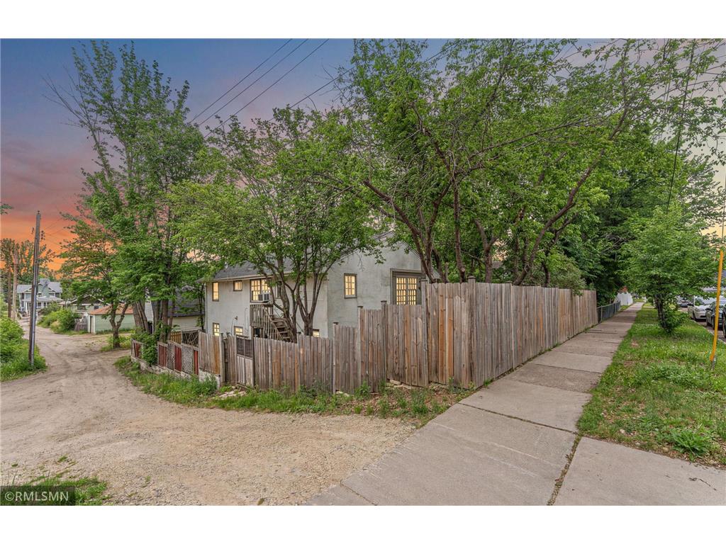 151-153 Page Street W Saint Paul MN 55107 7013936 image2
