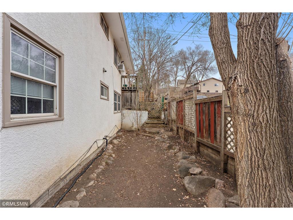 151-153 Page Street W Saint Paul MN 55107 7013936 image27