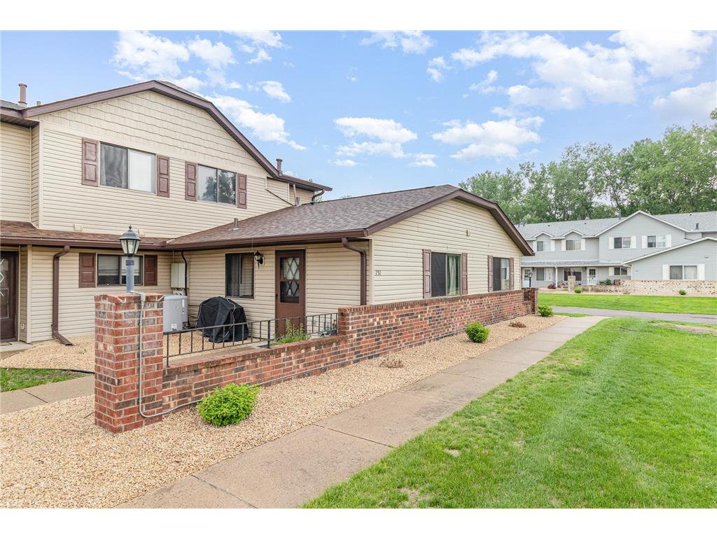 151 96th Lane NE Blaine MN 55434 7034897 image1