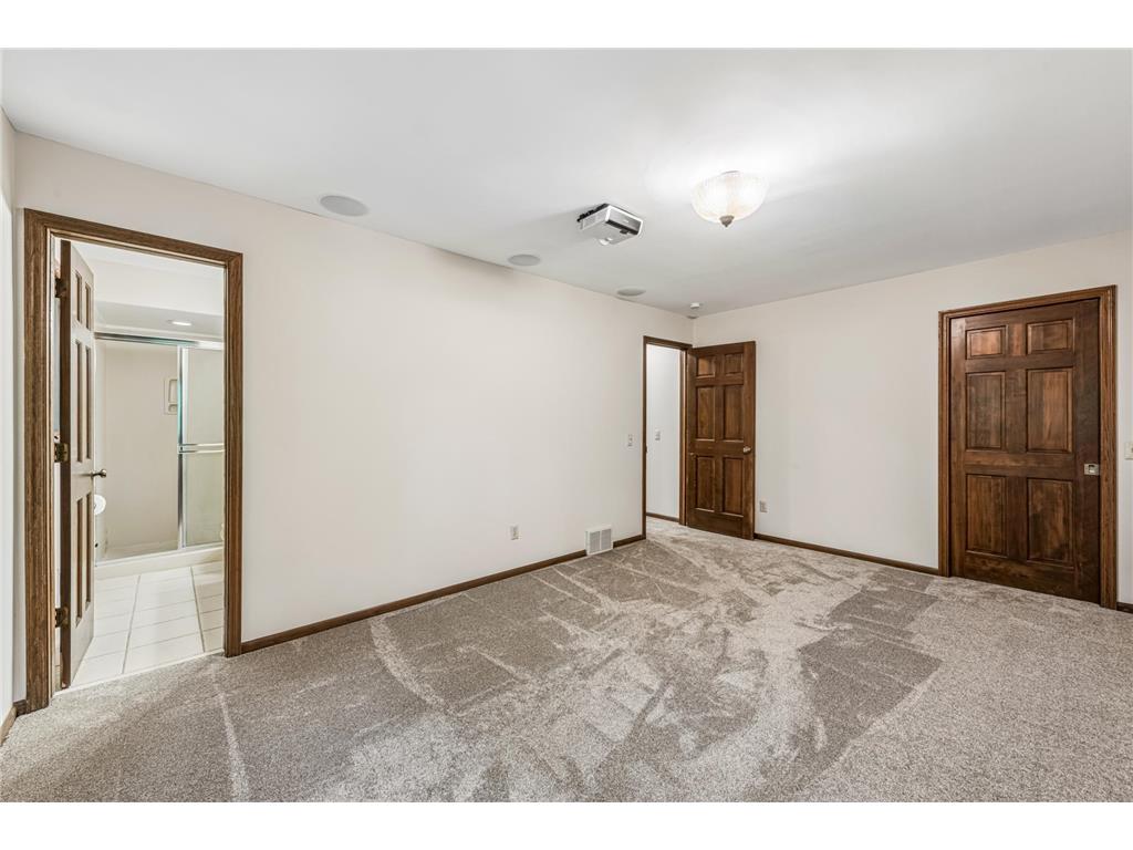 151 Choctaw Circle Chanhassen MN 55317 - Lotus Lake 7095761 image21