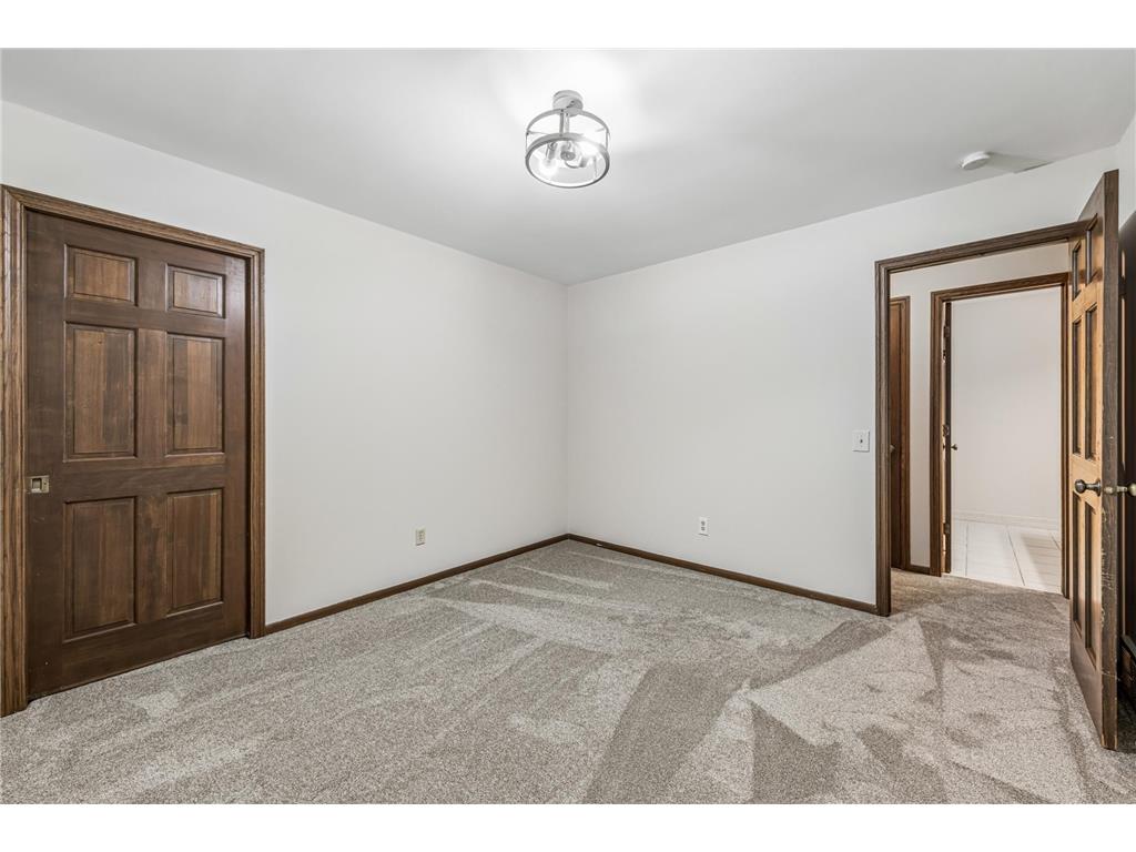 151 Choctaw Circle Chanhassen MN 55317 - Lotus Lake 7095761 image25