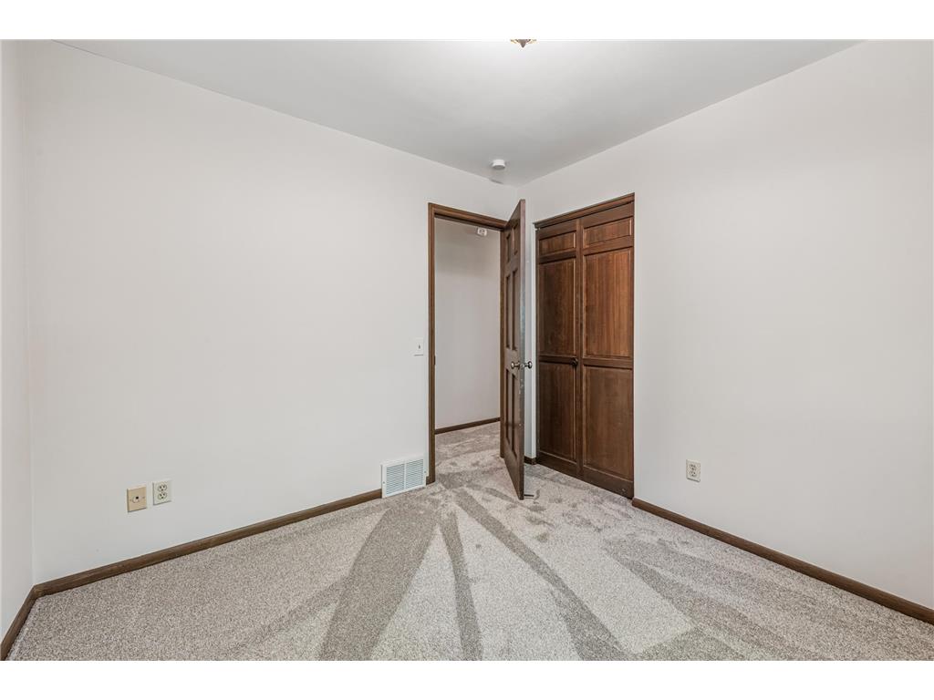 151 Choctaw Circle Chanhassen MN 55317 - Lotus Lake 7095761 image28