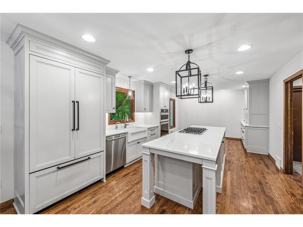 151 Choctaw Circle Chanhassen MN 55317 - Lotus Lake 7095761 image6