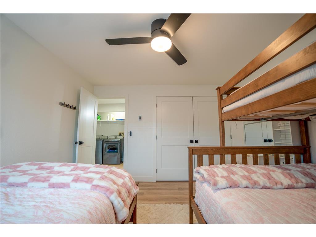 151 Lake Avenue N #102 Spicer MN 56288 - Green 7085903 image18