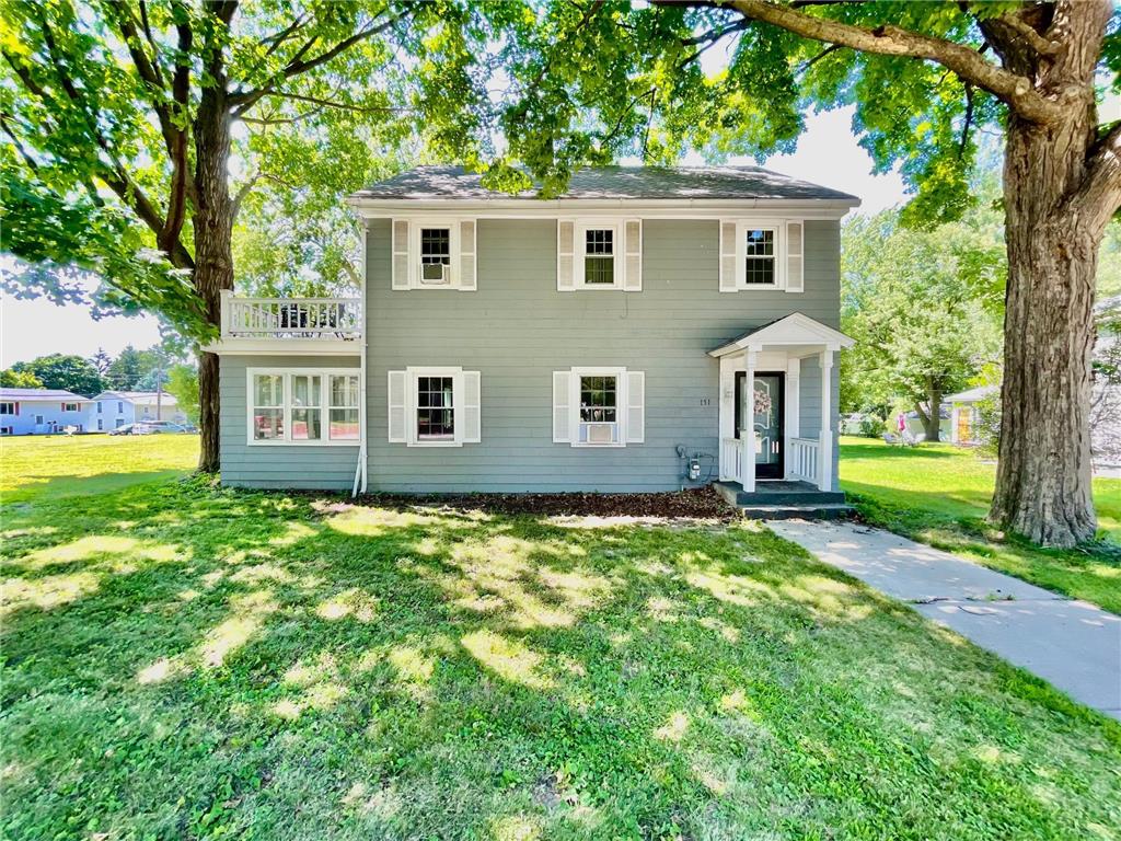 151 N Maple Street Ellsworth WI 54011 6762191 image1