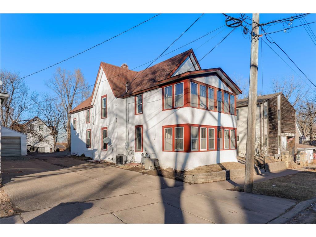 151 Winona Street W West Saint Paul MN 55118 6654581 image1