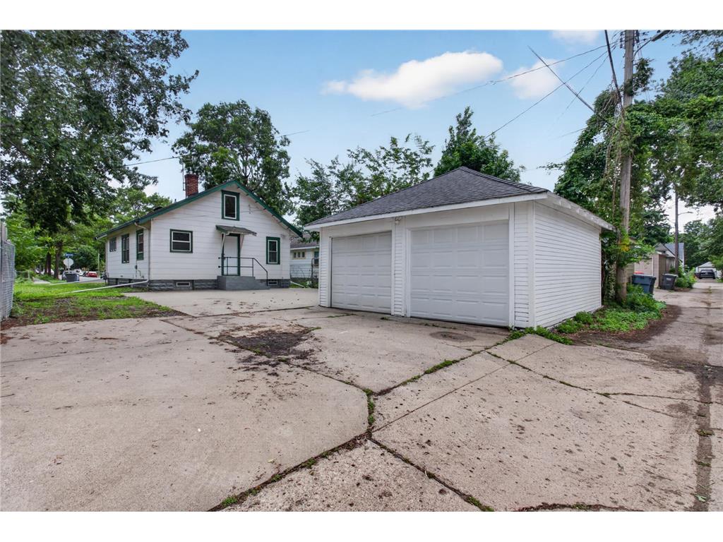 1510 44th Avenue N Minneapolis MN 55412 7090735 image23