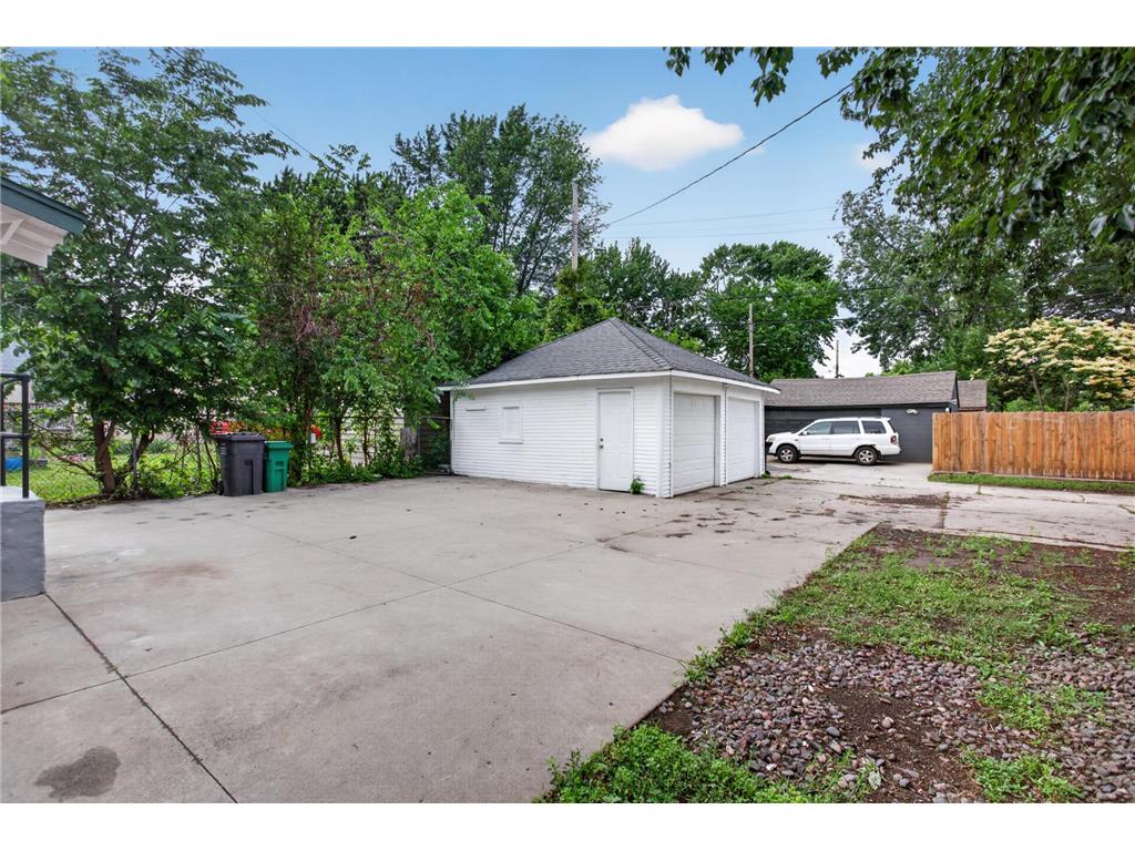 1510 44th Avenue N Minneapolis MN 55412 7090735 image24