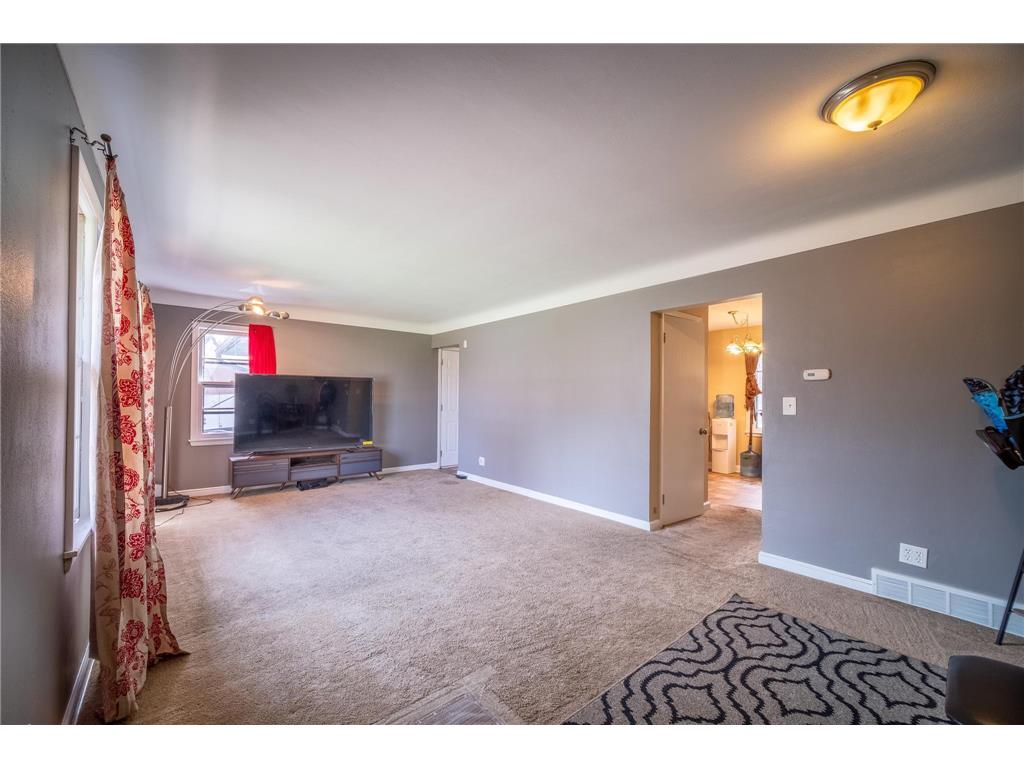 1510 Arlington Avenue E Saint Paul MN 55106 6370784 image1