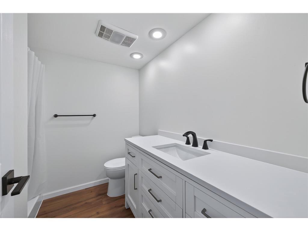 1510 Bohnhof Junction Fridley MN 55432 7023038 image17