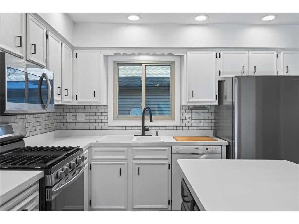 1510 Bohnhof Junction Fridley MN 55432 7023038 image4