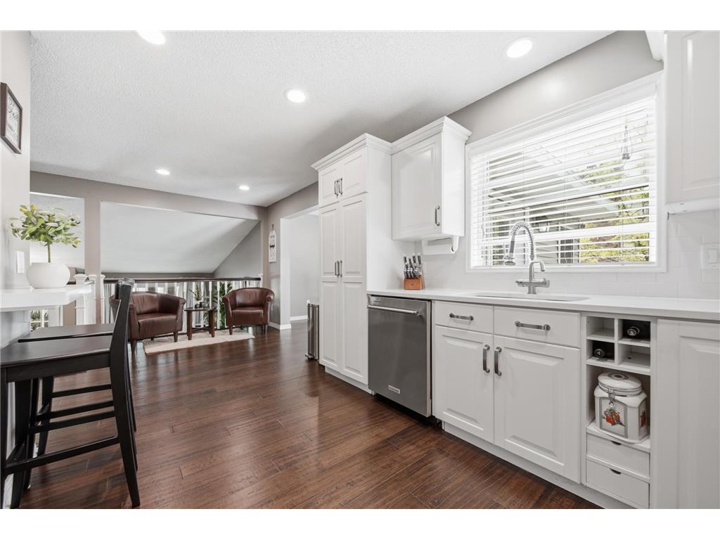 15100 Lac Lavon Drive Burnsville MN 55306 7079602 image18