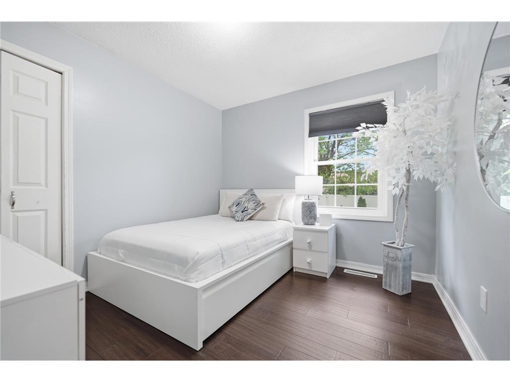 15100 Lac Lavon Drive Burnsville MN 55306 7079602 image31