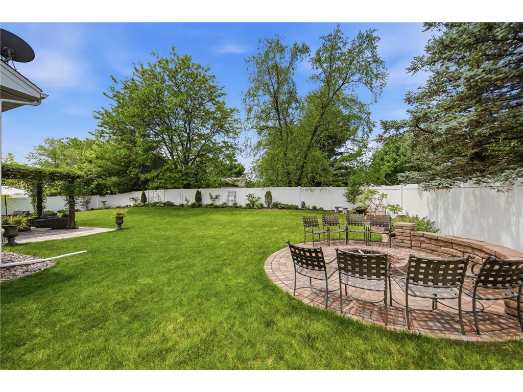 15100 Lac Lavon Drive Burnsville MN 55306 7079602 image50