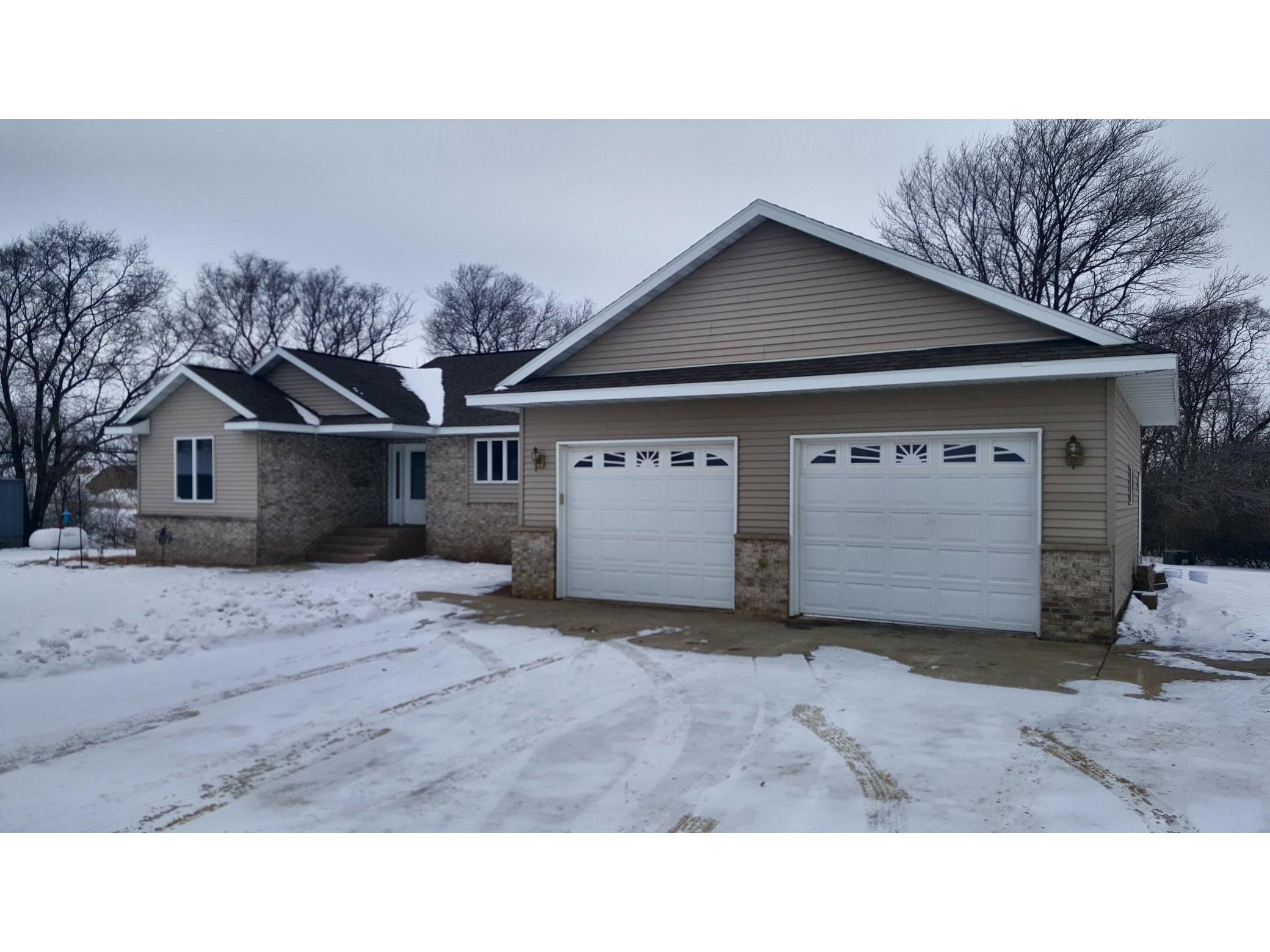 15101 240th Avenue NE, New London, MN 56273 MLS 5715838 Edina Realty