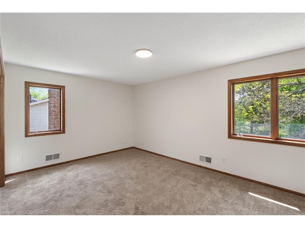 15104 Chestnut Circle Burnsville MN 55306 7072729 image21