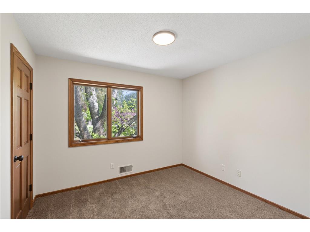15104 Chestnut Circle Burnsville MN 55306 7072729 image23