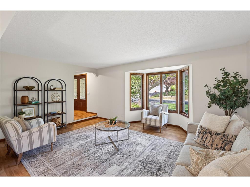 15104 Chestnut Circle Burnsville MN 55306 7072729 image3