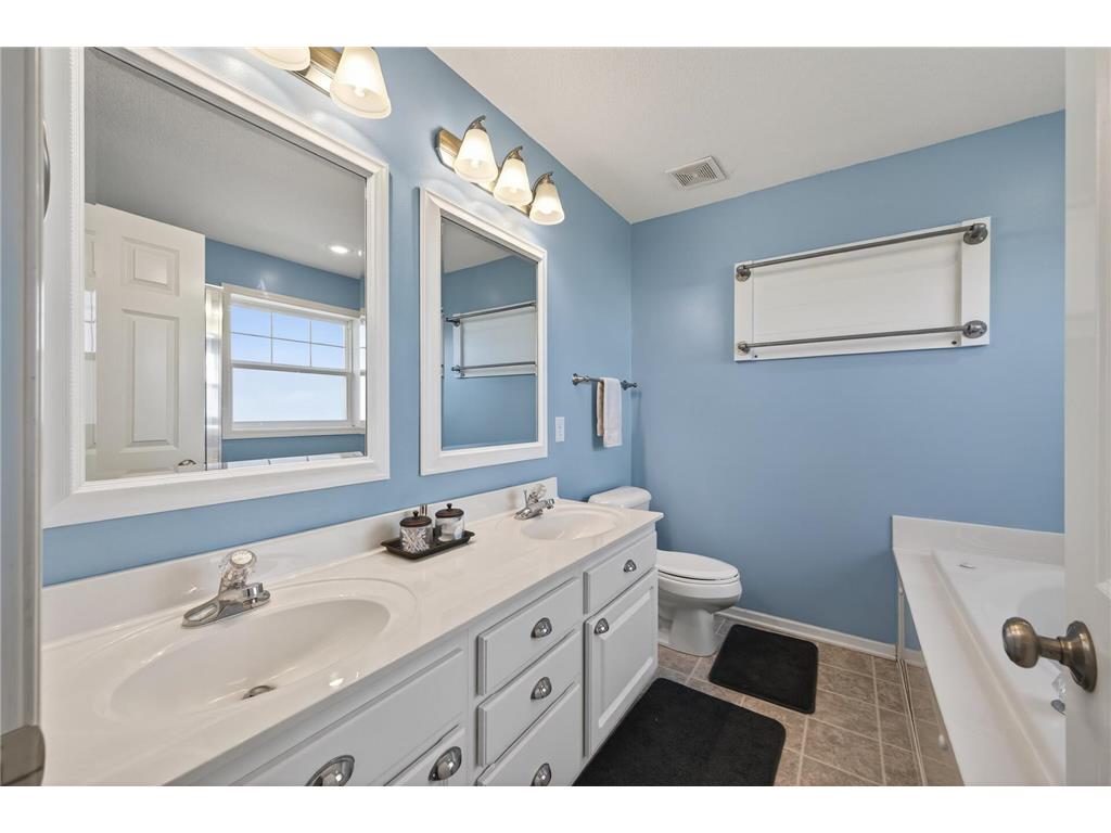 15105 Dupont Path Apple Valley MN 55124 7037748 image30