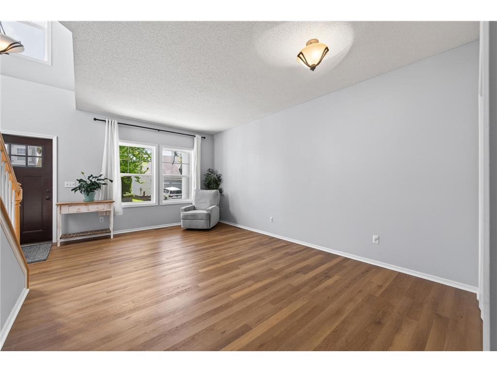 15105 Dupont Path Apple Valley MN 55124 7037748 image9