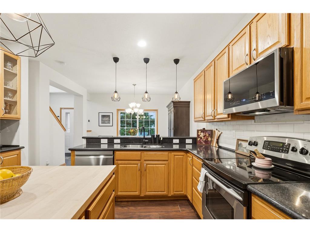 15107 Dunwood Trail Apple Valley MN 55124 7042615 image15