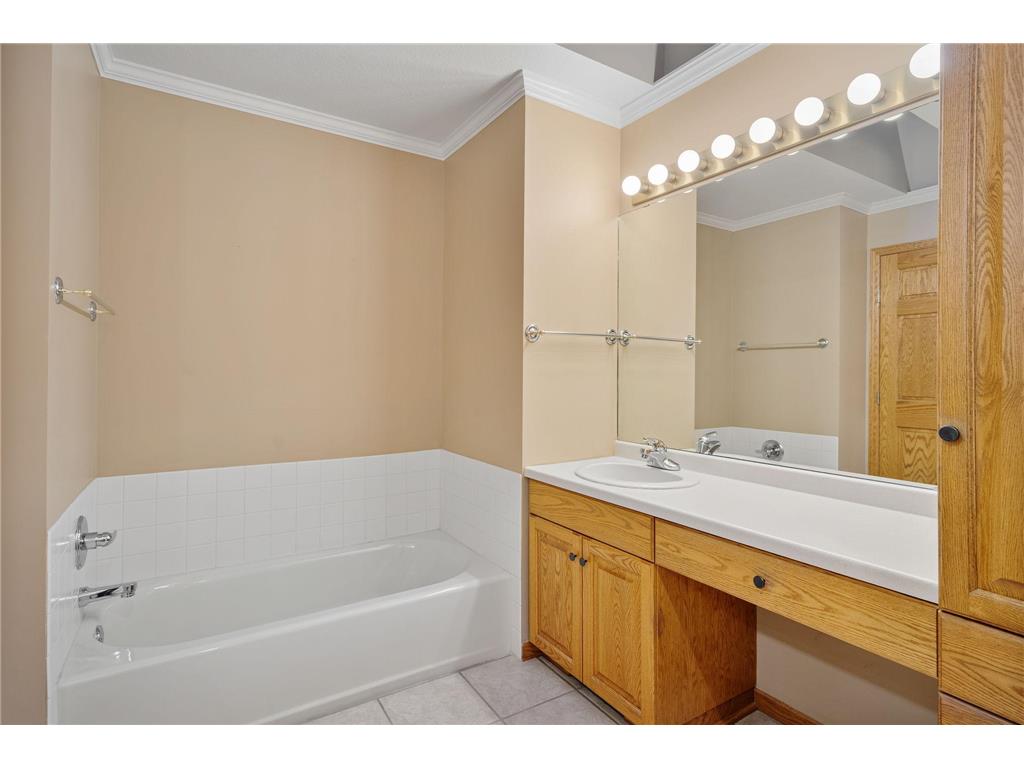 1511 16th Avenue SW Austin MN 55912 6814056 image34