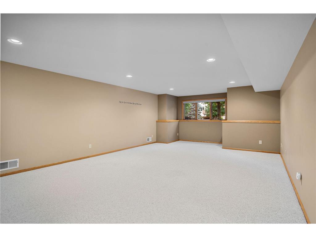 1511 16th Avenue SW Austin MN 55912 6814056 image40