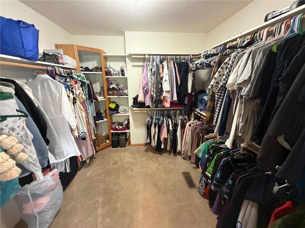 1511 3rd Street NE Willmar MN 56201 7075726 image22