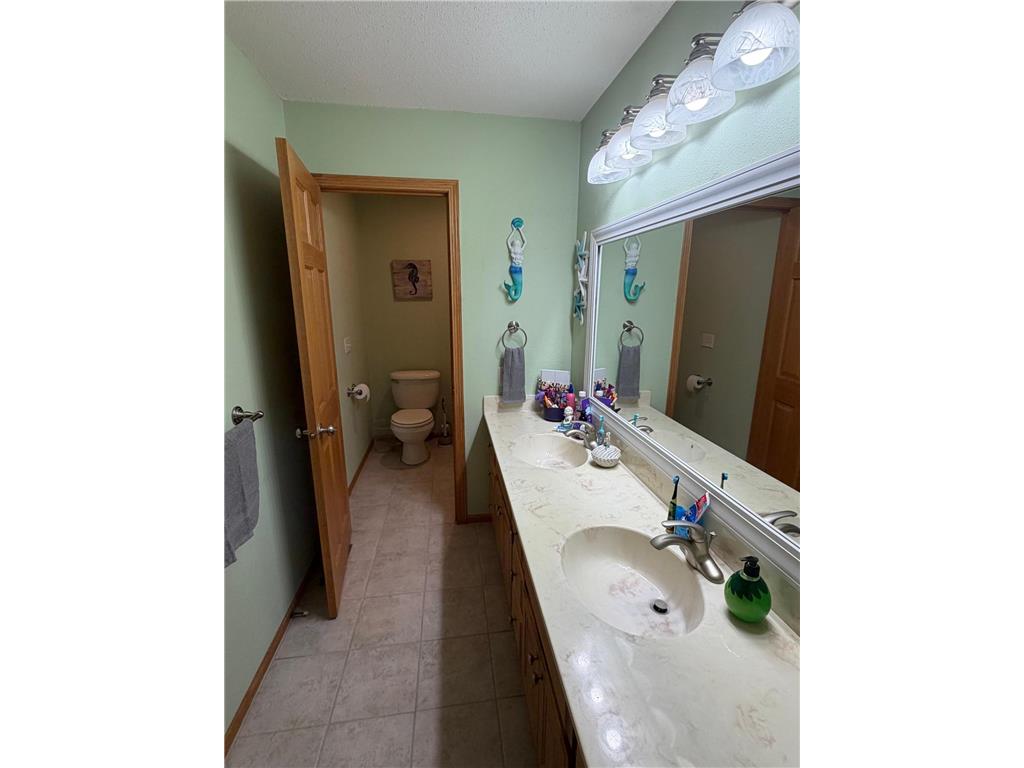 1511 3rd Street NE Willmar MN 56201 7075726 image26