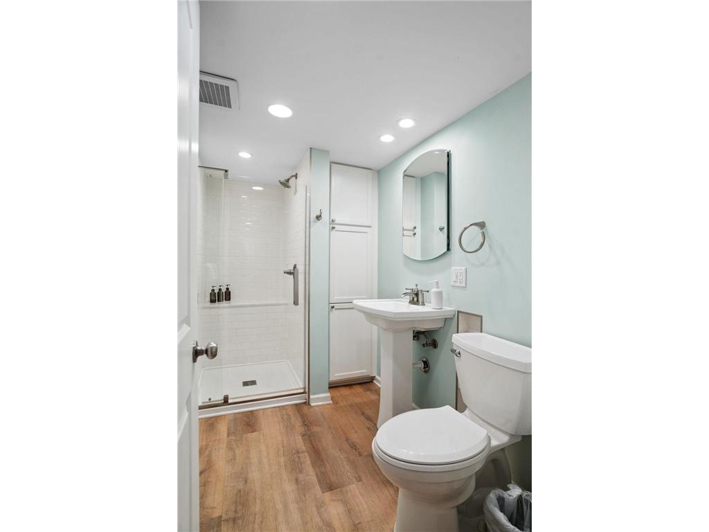 1511 Branston Street Saint Paul MN 55108 6786623 image25