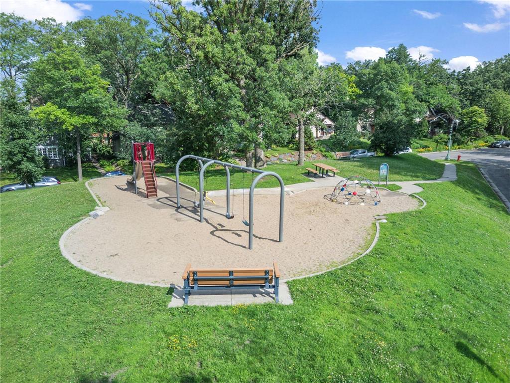 1511 Branston Street Saint Paul MN 55108 6786623 image30