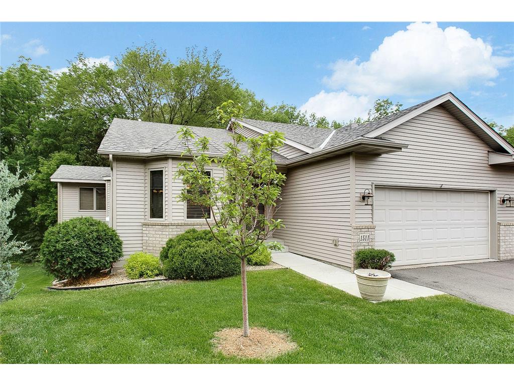 1511 Comstock Lane N, Plymouth, MN, 55447 MLS 6380925 Edina Realty