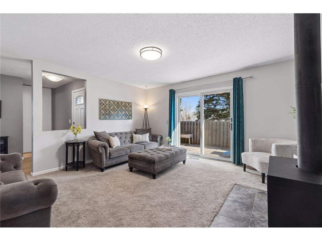 1511 Woodview Avenue W Eagan MN 55122 7042319 image1