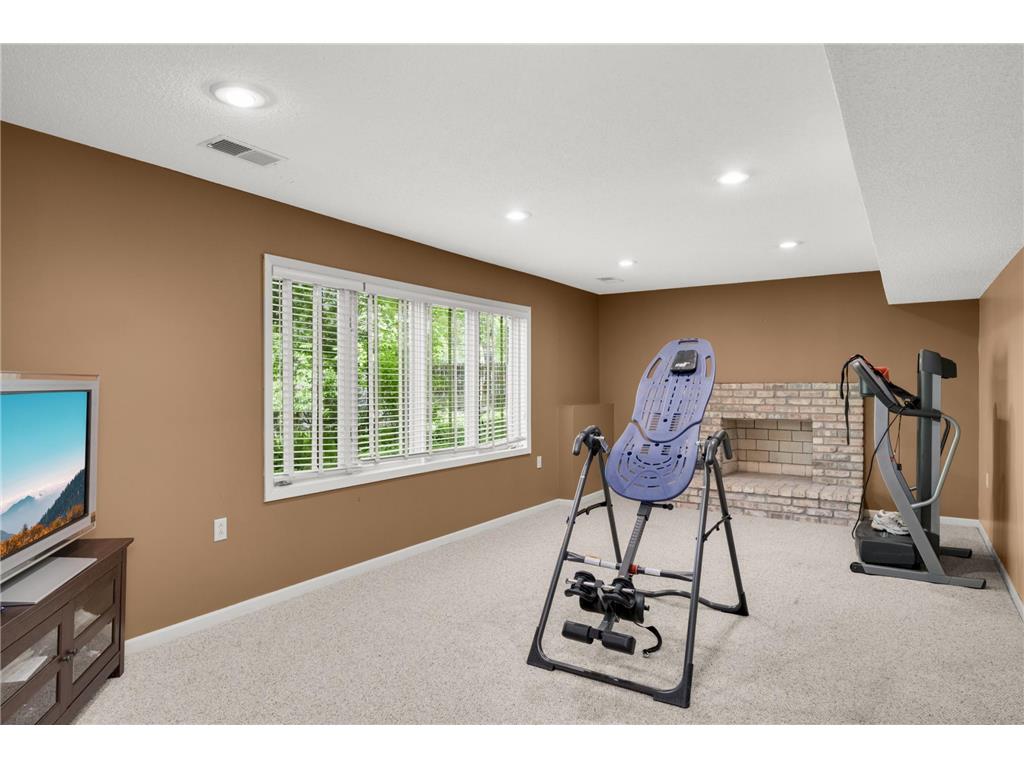 15112 Chestnut Circle Burnsville MN 55306 7067889 image36