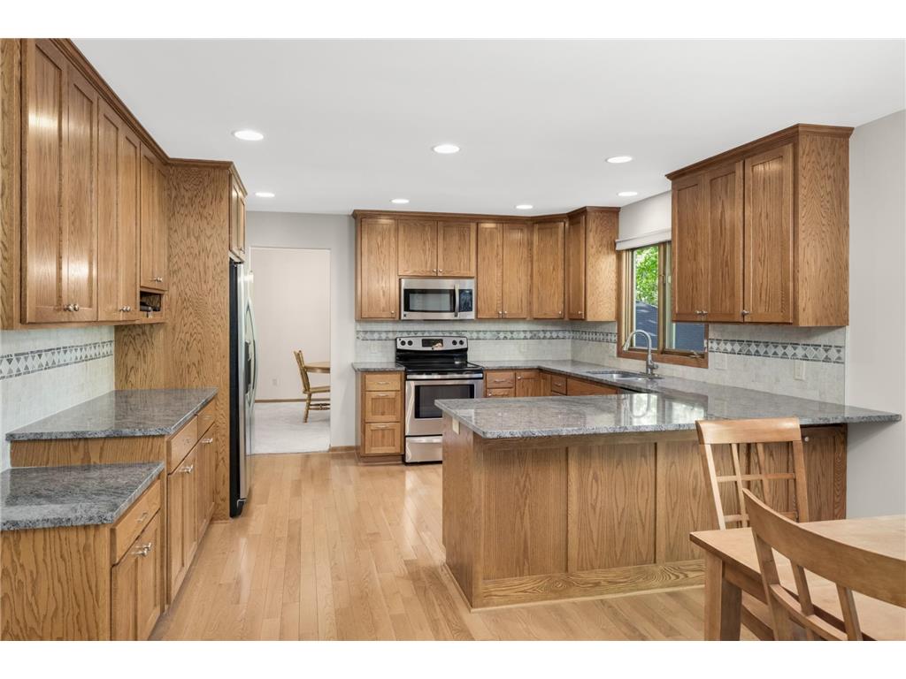 15112 Chestnut Circle Burnsville MN 55306 7067889 image8
