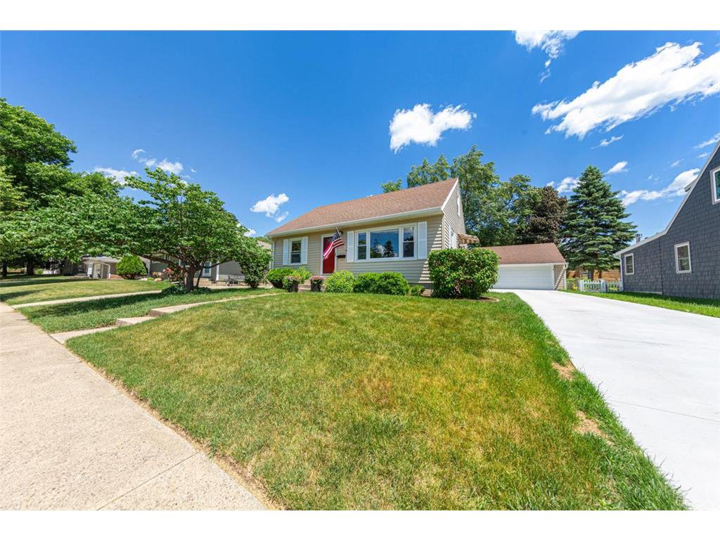 1512 10th Avenue NE Rochester MN 55906 7092469 image1