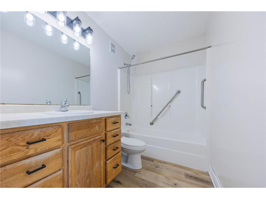 1512 Albemarle Street Saint Paul MN 55117 7103726 image32