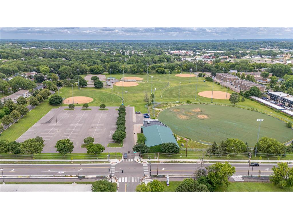 1512 Albemarle Street Saint Paul MN 55117 7103726 image39