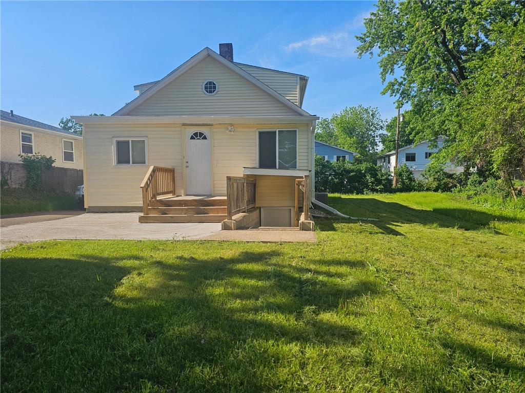 1512 Case Avenue Saint Paul MN 55106 6542032 image1