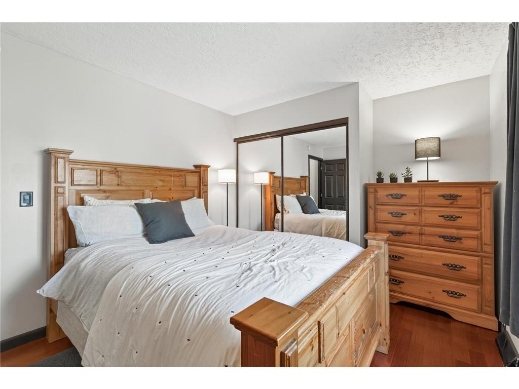 1512 S Timber Ridge NE Fridley MN 55432 6811735 image11