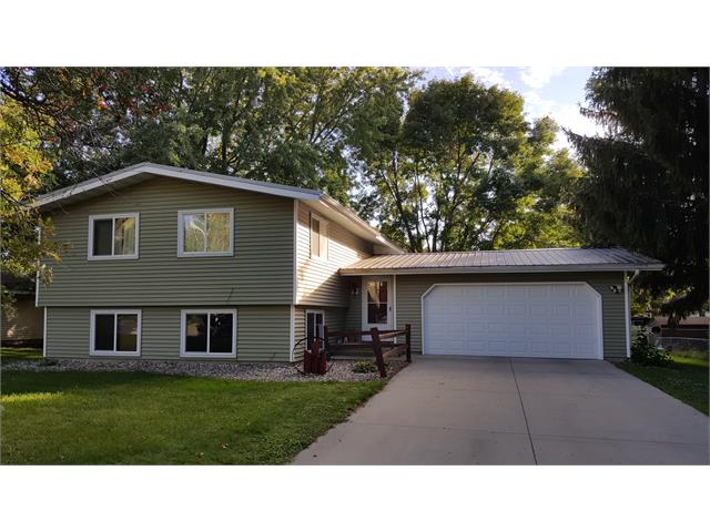 1745 Pleasantview Circle Willmar Mn 56201 Mls 5563183 Edina Realty