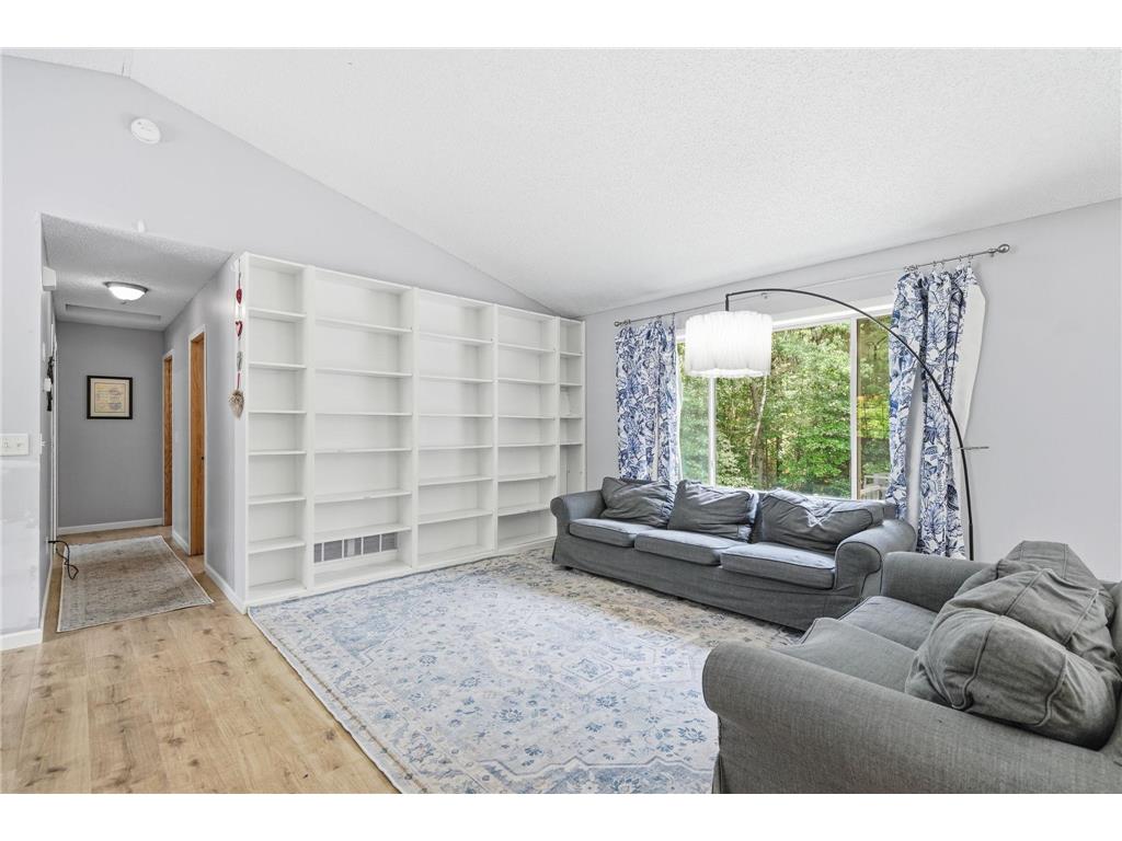 15121 319th Avenue NW Princeton MN 55371 7094294 image3