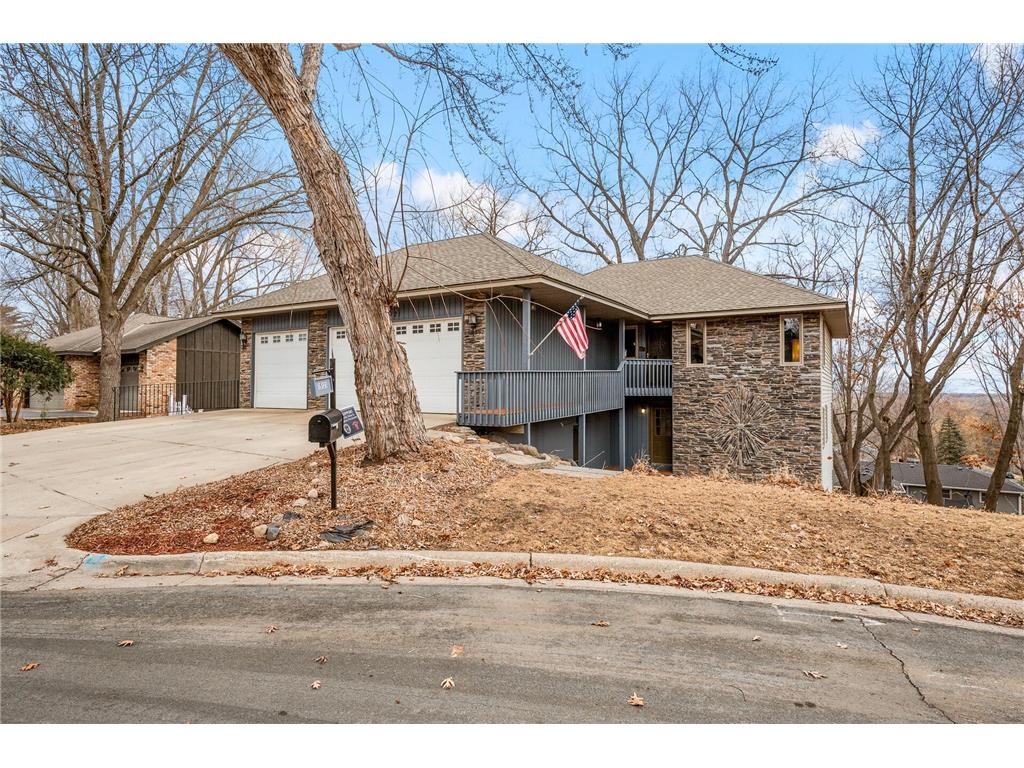 15121 Oakland Avenue Burnsville MN 55306 6678192 image1