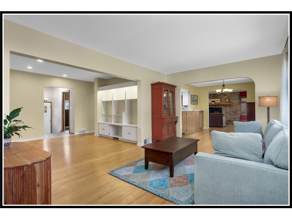 15125 Glen Oak Street Minnetonka MN 55345 7048448 image5
