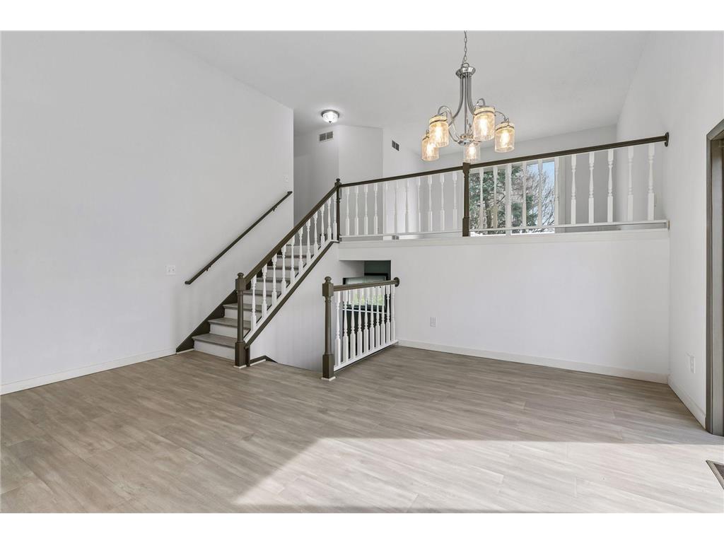 15125 Southwind Drive Burnsville MN 55306 7049435 image10