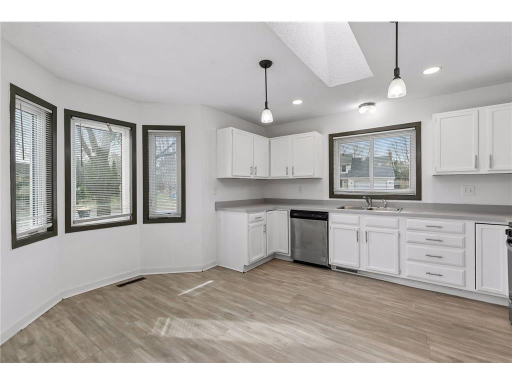 15125 Southwind Drive Burnsville MN 55306 7049435 image13