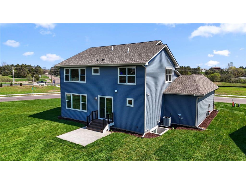 1513 Creekwood Drive New Richmond WI 54017 6689839 image25